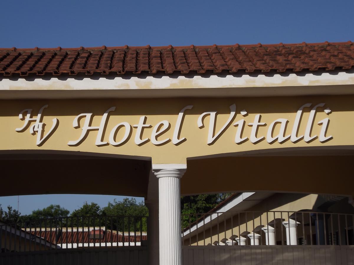 Hotel Vitalli Avanhandava Bagian luar foto