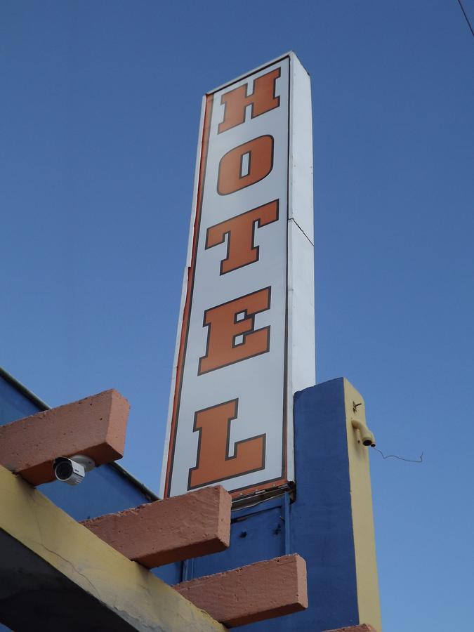 Hotel Vitalli Avanhandava Bagian luar foto